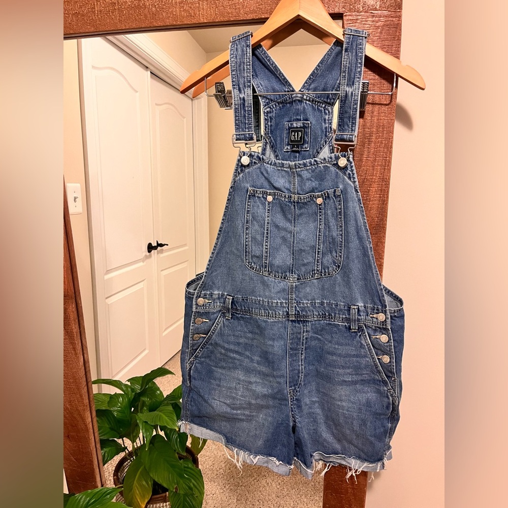 GAP jean short overalls